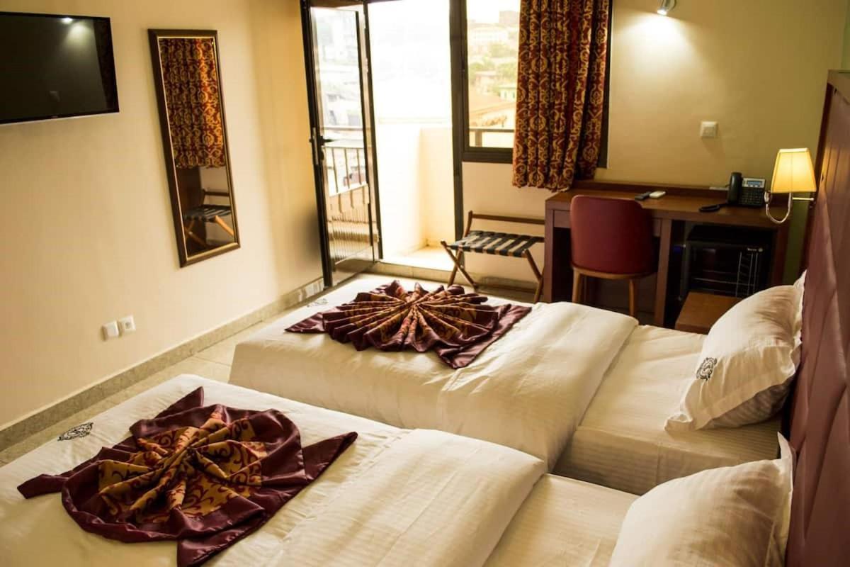 Hotel Jouvence International Yaoundé Exterior foto